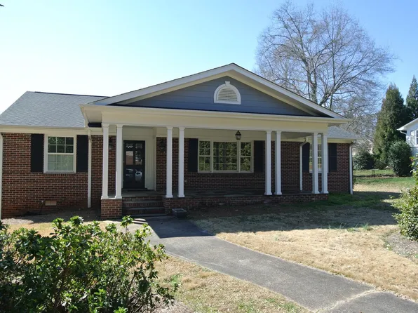 142 Eastwood Cir, Spartanburg, SC 29302