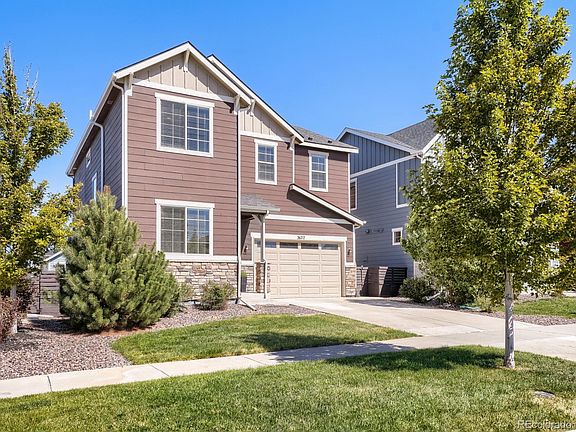 3rd image of 26717 E Maple Avenue