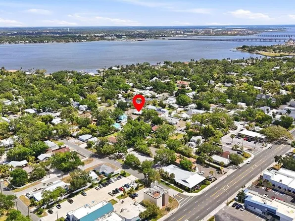 301 28th St W, Bradenton, FL 34205