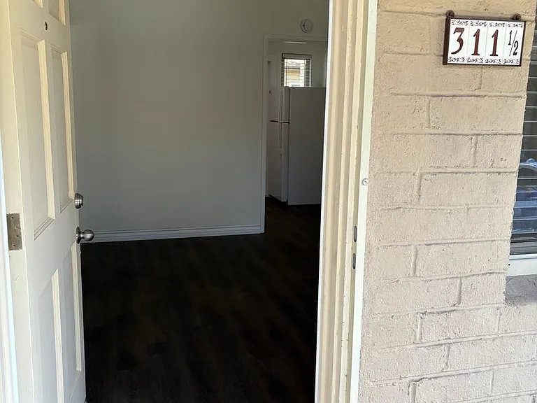 Greenranch Apartments — Photo 9