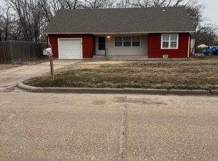 954 S Hiram Ave, Wichita, KS 67213