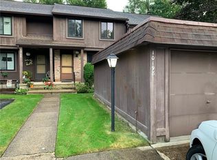 10198 Spinnaker Run, Aurora, OH 44202