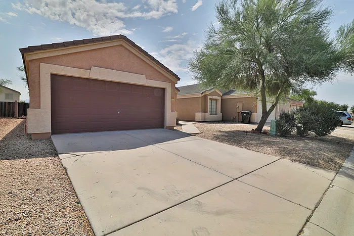 133 S 110th Pl
