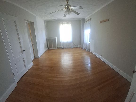 5th image of 6700 S Crandon Ave APT 3A