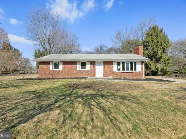 1702 Davinda Dr, Finksburg, MD 21048