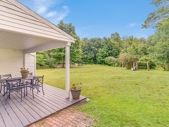 14 & 8 Bell Hill Road