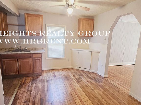 2nd image of 4938 Croissant St