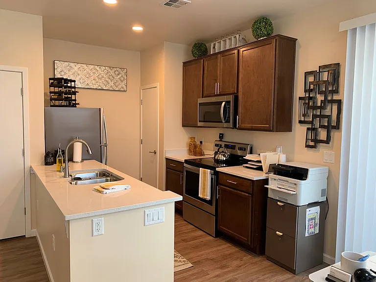 Luxurious Casitas de Cafe 1203 sq. ft. two-story 2 bedroom, 1 1/2 bath, townhome community — Photo 14