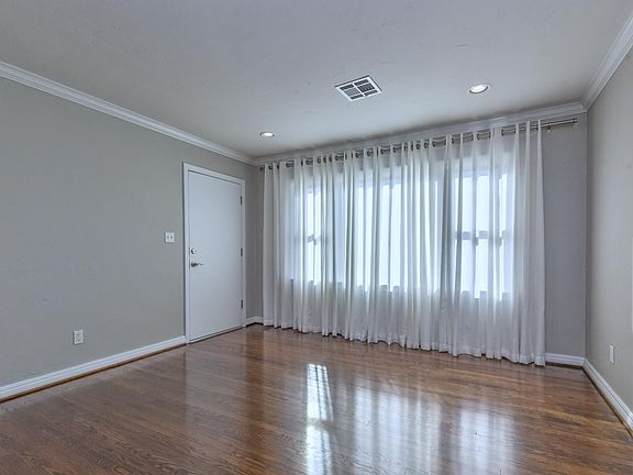 2nd image of 2237 Andover Ct