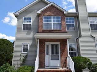 235 Vasser Dr, Piscataway, NJ 08854