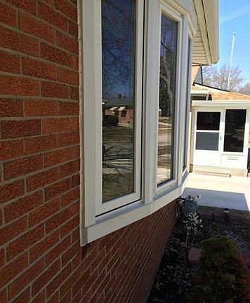 5th image of 8475 Nightingale St