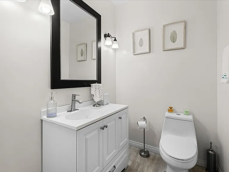 5404 Bellingham Ave #2 — Photo 12