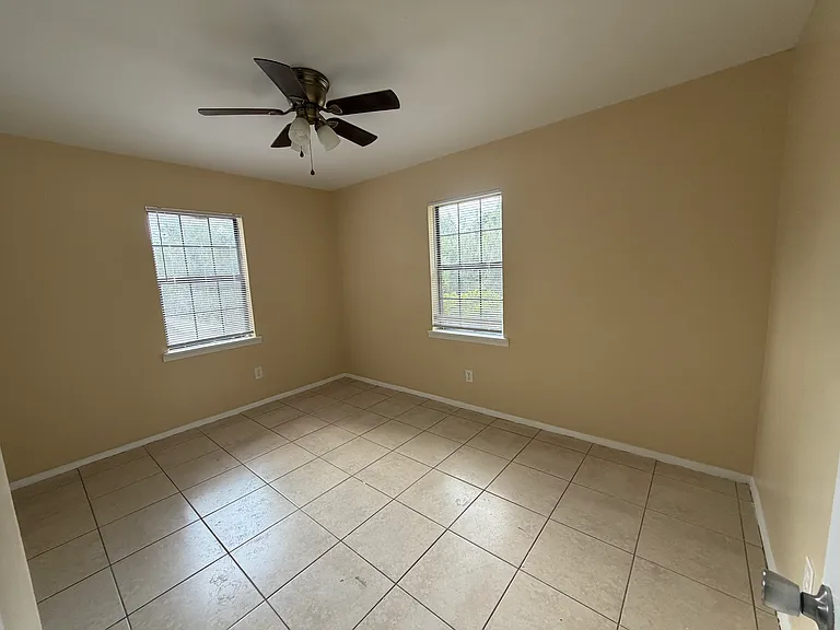 809 E Magnolia Dr — Photo 13