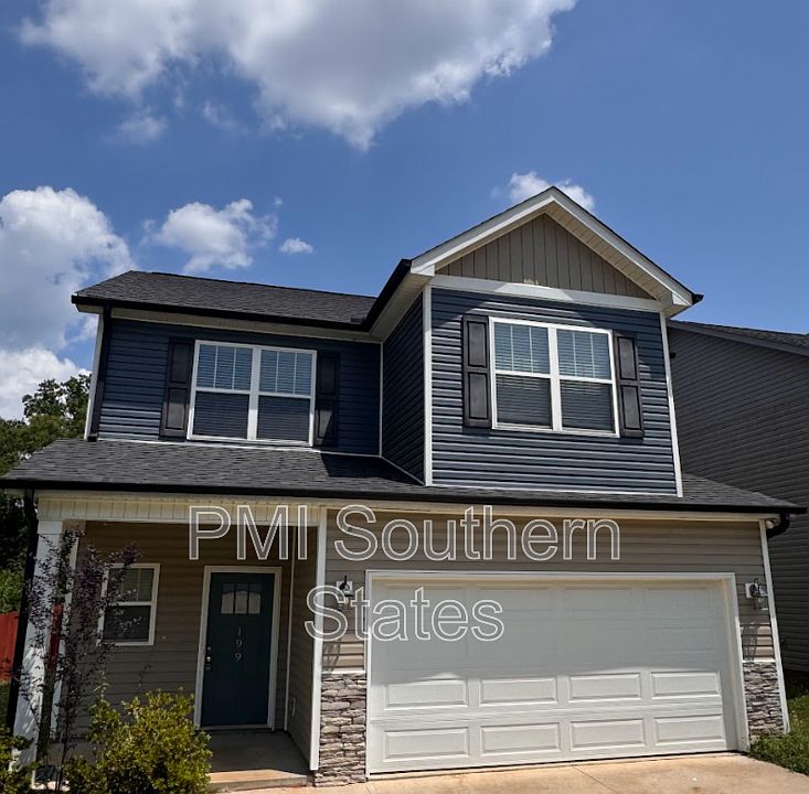 1st image of 199 Rosewood Cir