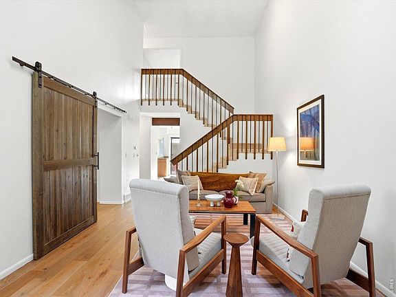 5th image of 90 Benthaven Pl
