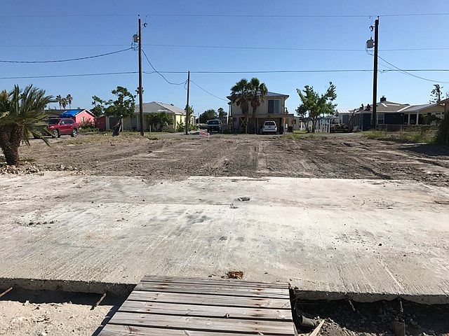 2nd image of 142 Ridge Harbor Dr