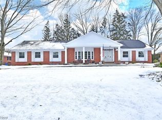 801 Wildwood Dr NE, Warren, OH