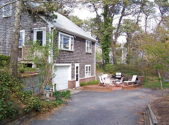 Back view w/garage under