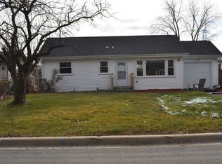 7819 W 82nd Pl, Oak Lawn, IL 60455