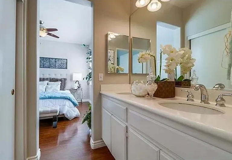 5444 Mandarin Cv — Photo 18