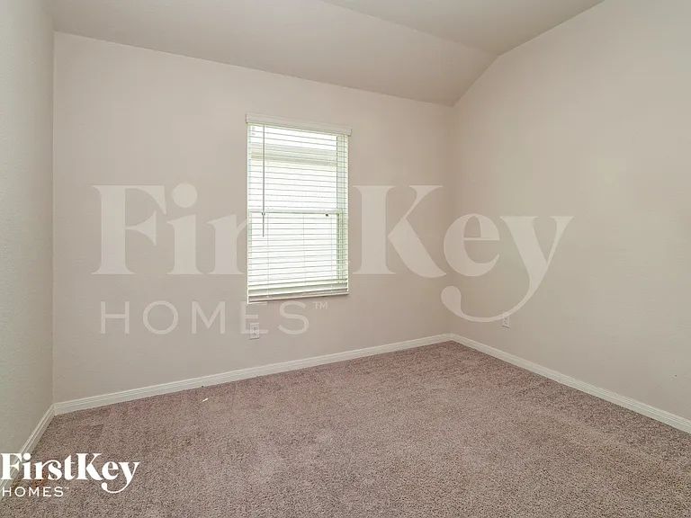 17644 Cedar Crest Dr — Photo 14