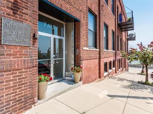 7 Alby St APT 5, Alton, IL 62002