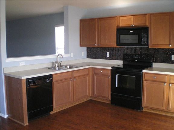 4th image of 1217 Krista Dr