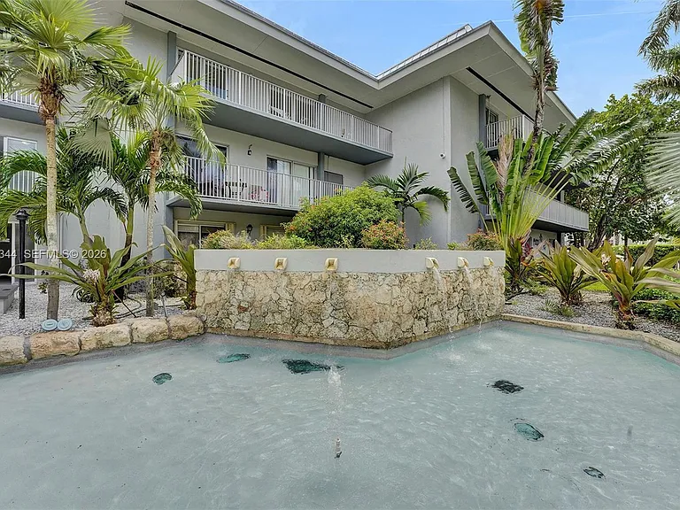 7401 SW 82nd St #302S — Photo 28