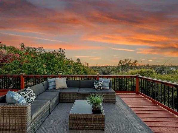 1021 Marine View Dr, Vista, CA 92081