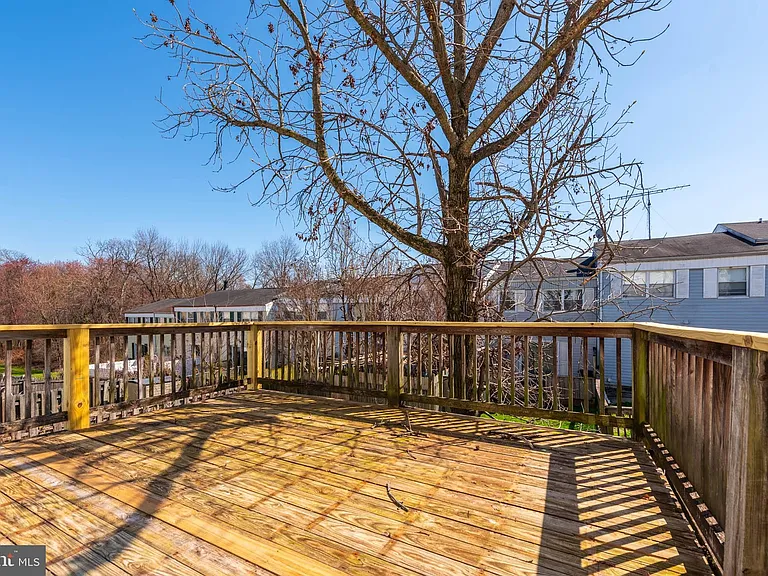 13 Bohn Ct — Photo 21