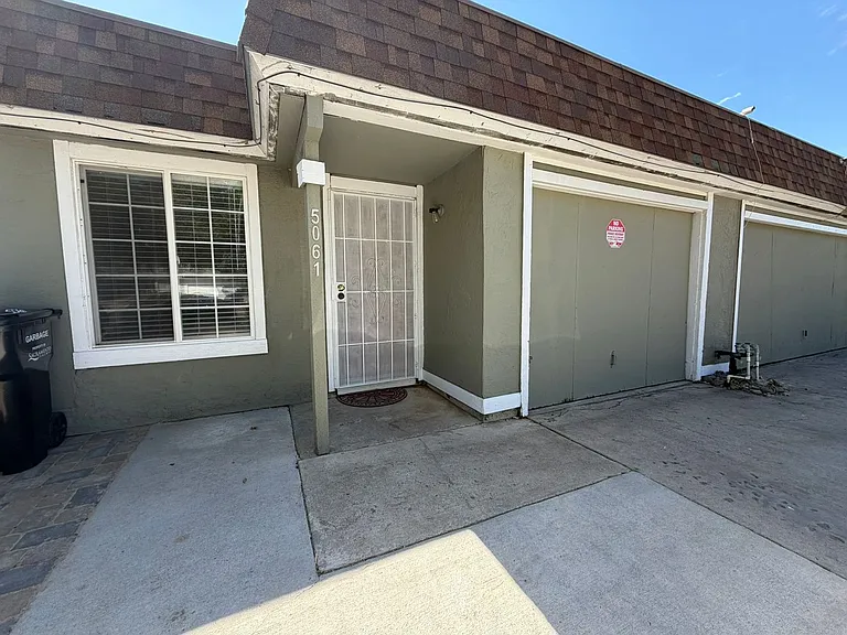 5061 Shell St — Photo 21