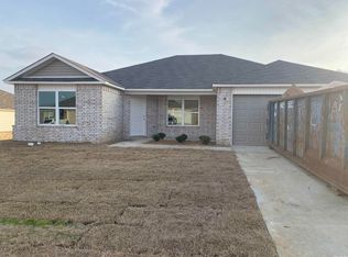 20 Dobbins Drs, Austin, AR 72007