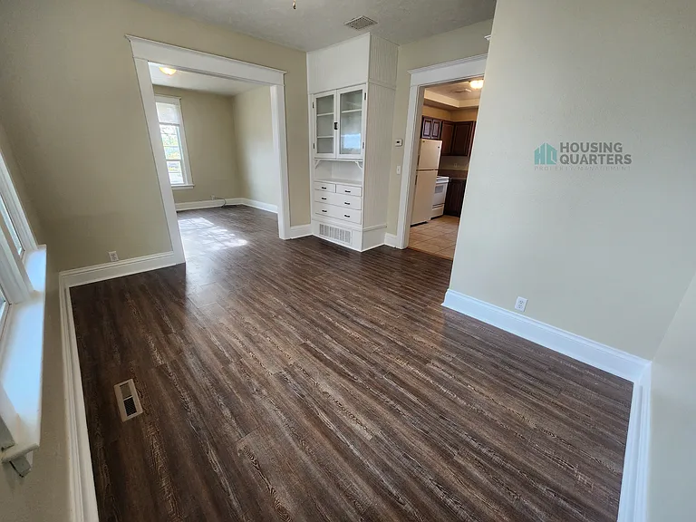 1420 N Cedar St — Photo 6