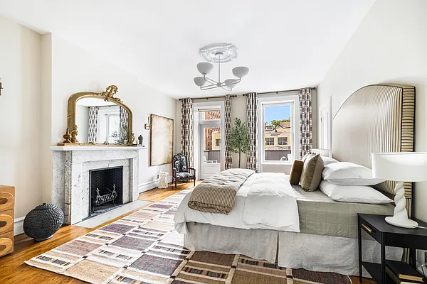 Sold by Compass | media 15