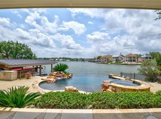 111 Wennmohs Pl, Horseshoe Bay, TX 78657