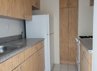 10620 Shore Front Pkwy APT 4N, Rockaway Park, NY 11694