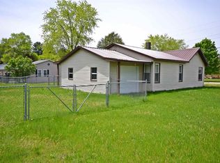 848 N Cherry St, Evart, MI