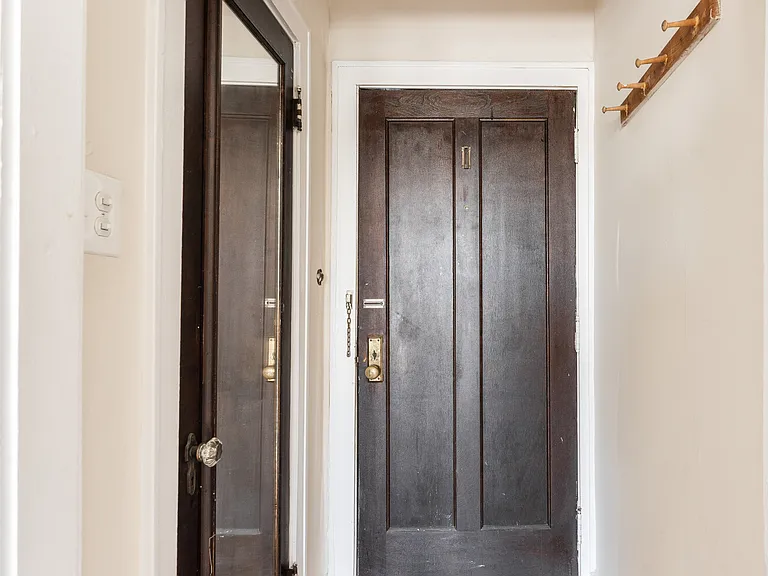 2109 Grove Ave #307 — Photo 5