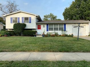 2308 Brett Dr, Champaign, IL 61821