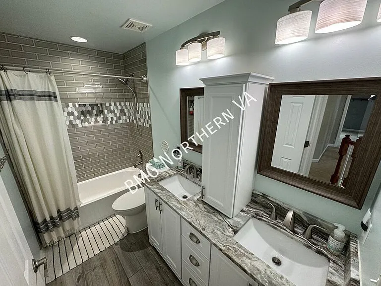 8930 Kingbird Ct — Photo 32