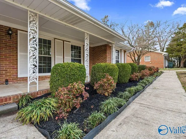 8602 Hickory Hill Ln SE, Huntsville, AL 35802