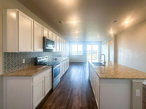 3rd image of 9283 Twenty Mile Rd Unit 302