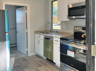 93 Elm St #3, North Andover, MA 01845
