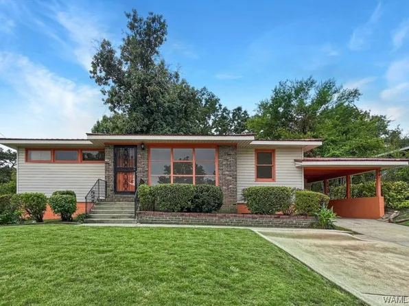 1024 Hillandale Dr, Fairfield, AL 35064