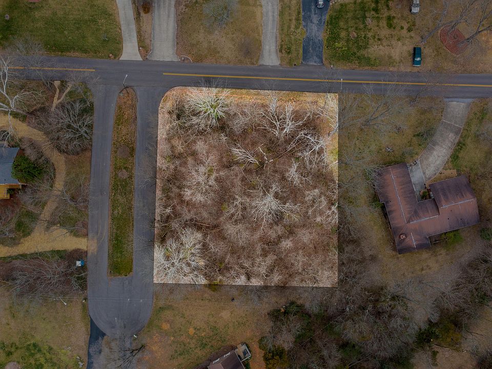 1st image of Rivermont Dr