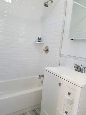 Rented by Hillel Realty Group | media 48
