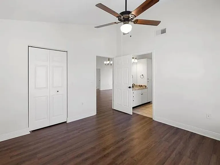 7975 Preserve Cir #1032 — Photo 6