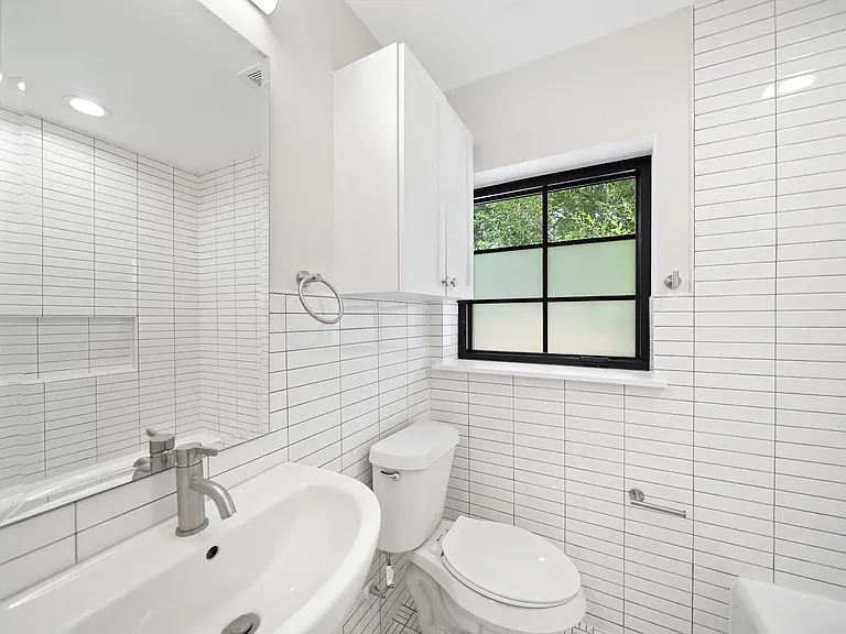 520 Lovett Blvd #2D — Photo 14
