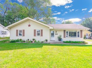 235 S Virginia St, Coal City, IL 60416
