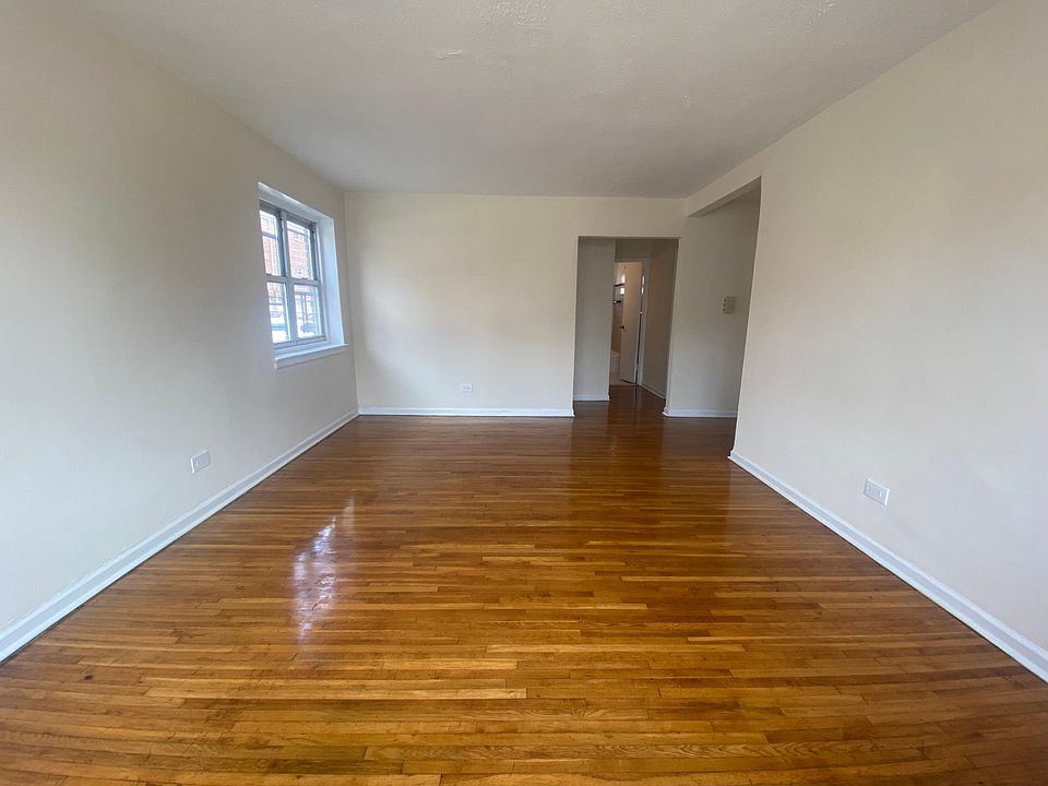 1st image of 137 Smith St #2B